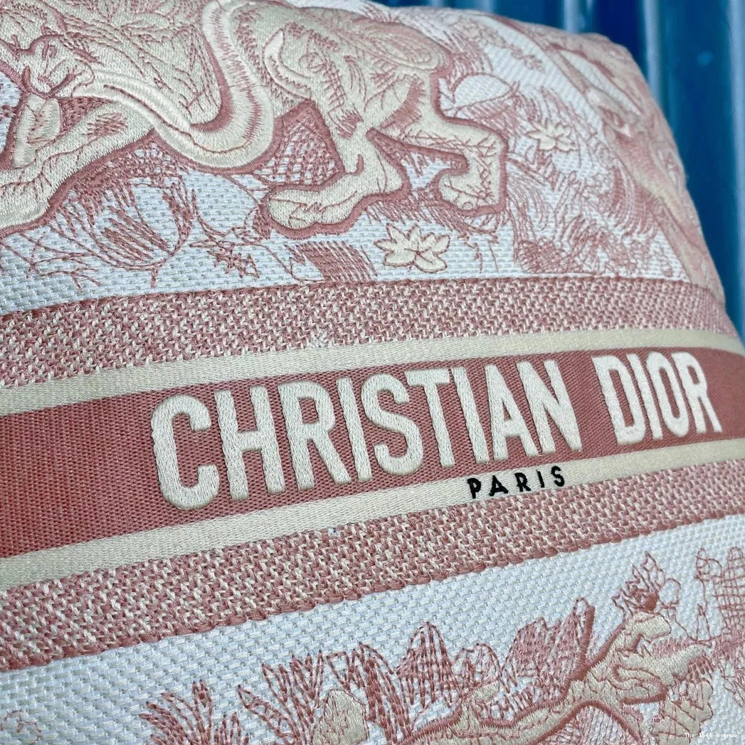 PILLOW THROW 3.0 CHRISTIAN 0517